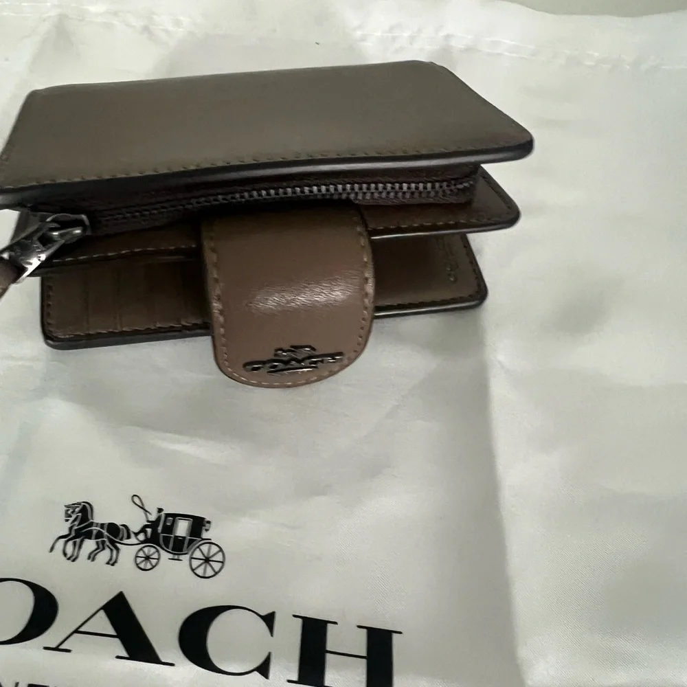 COACH Rowan Large Satchel And Wallet